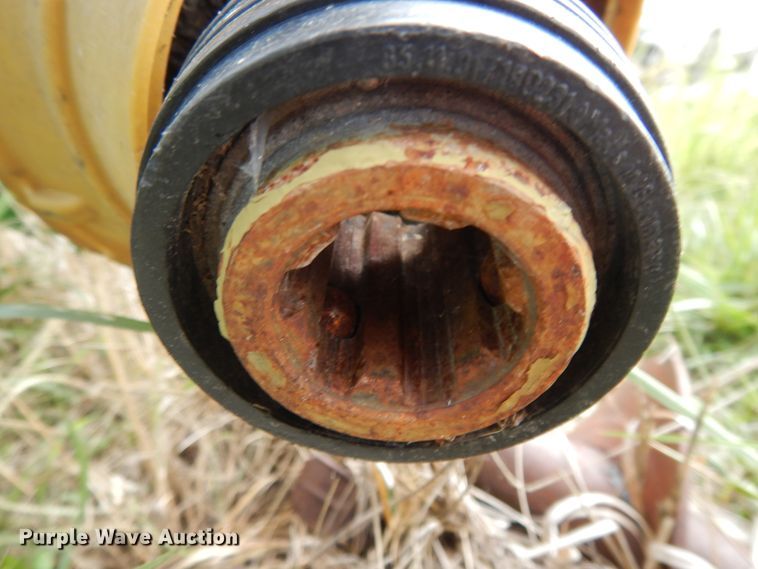 image for item DH0031 Frontier FM2112R batwing rotary mower