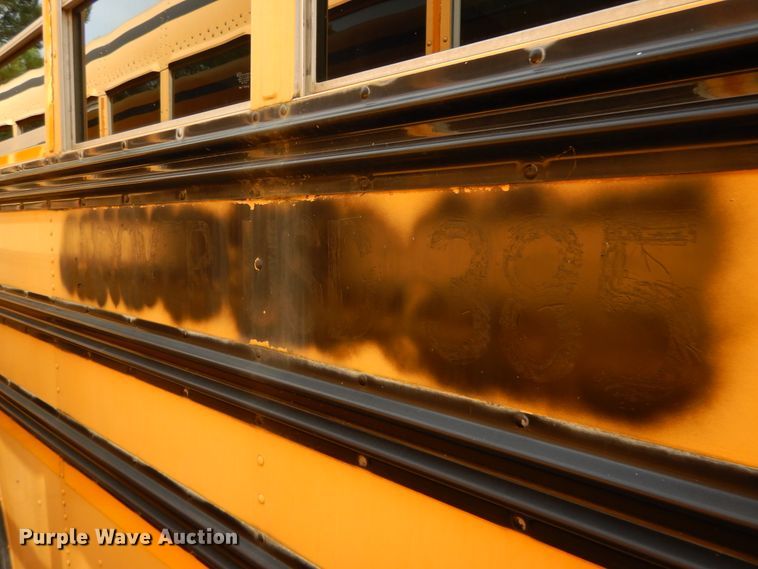 image for item DH0032 2005 Blue Bird  school bus