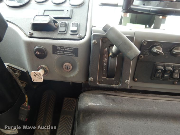 image for item DH0032 2005 Blue Bird  school bus