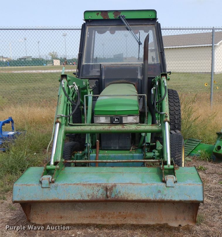 image for item DH0038 John Deere 1070  tractor