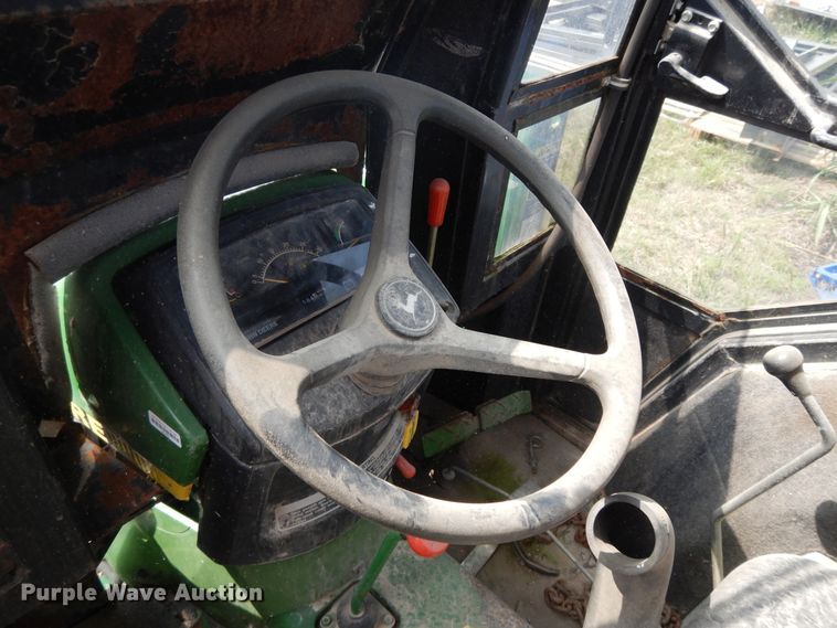 image for item DH0038 John Deere 1070  tractor