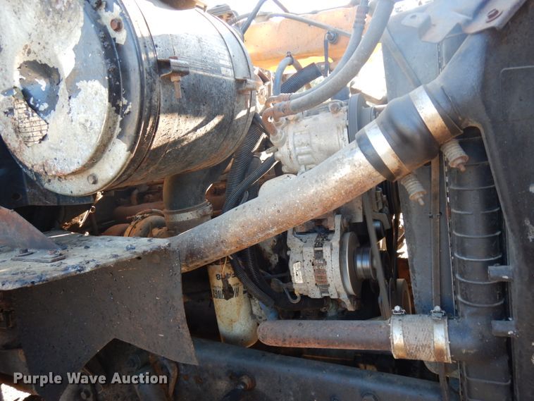 image for item DH5179 1994 Ford L8000  dump truck