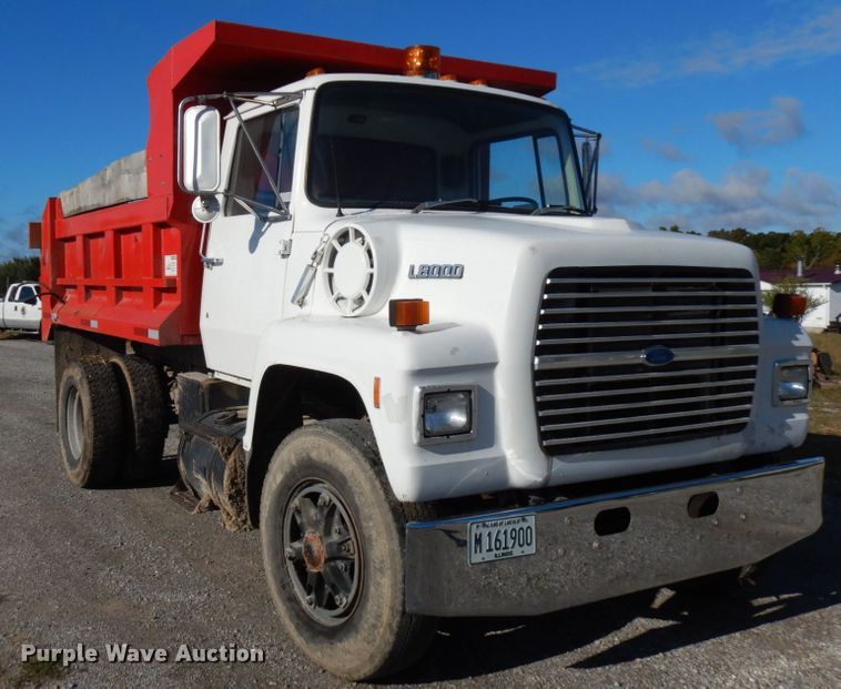 image for item DH5182 1987 Ford L8000  dump truck