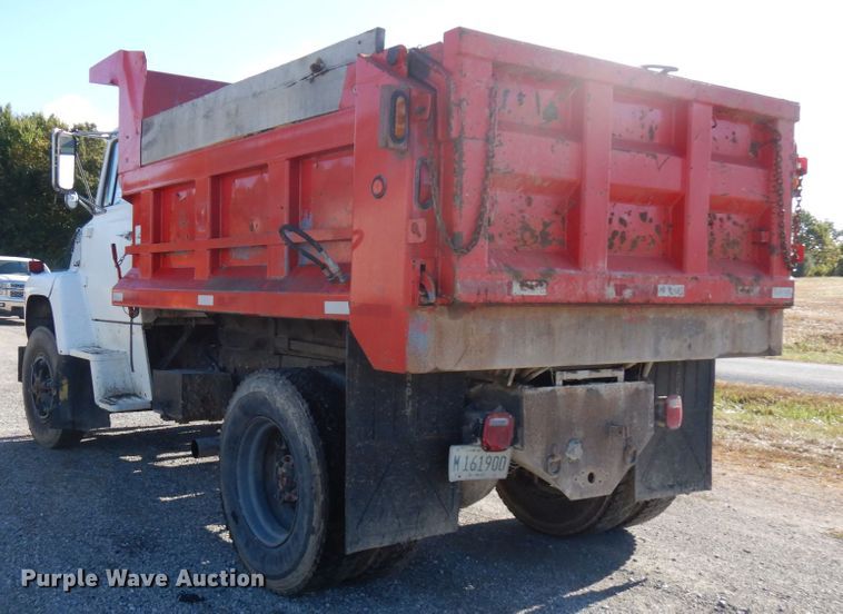 image for item DH5182 1987 Ford L8000  dump truck