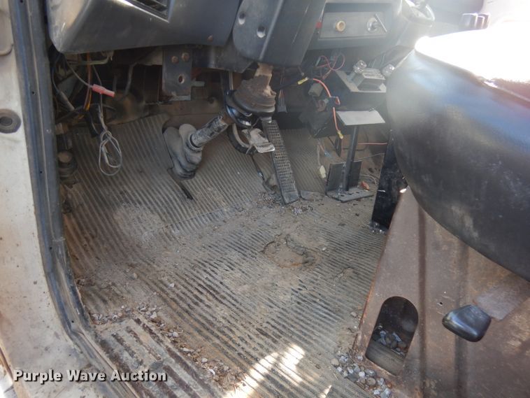 image for item DH5182 1987 Ford L8000  dump truck