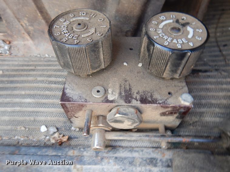 image for item DH5182 1987 Ford L8000  dump truck