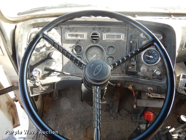 image for item DH5182 1987 Ford L8000  dump truck