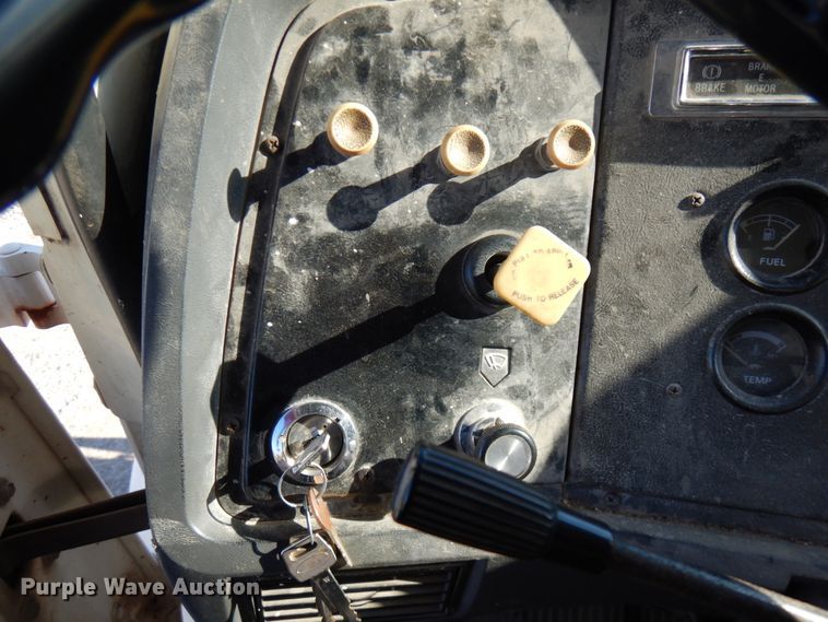 image for item DH5182 1987 Ford L8000  dump truck