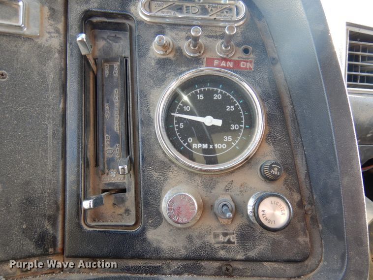 image for item DH5182 1987 Ford L8000  dump truck