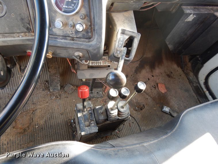 image for item DH5182 1987 Ford L8000  dump truck