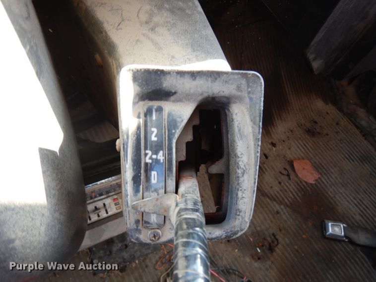 image for item DH5182 1987 Ford L8000  dump truck