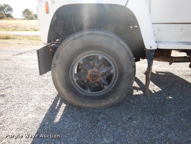 image for item DH5182 1987 Ford L8000  dump truck