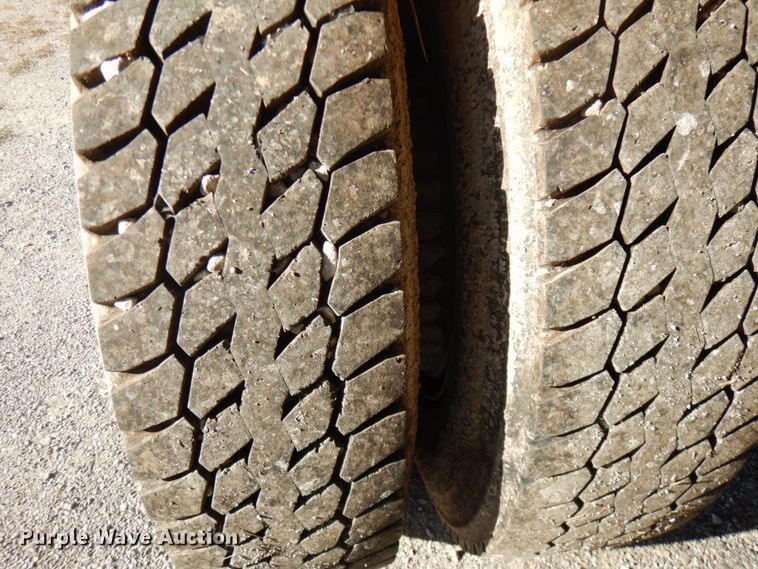 image for item DH5182 1987 Ford L8000  dump truck