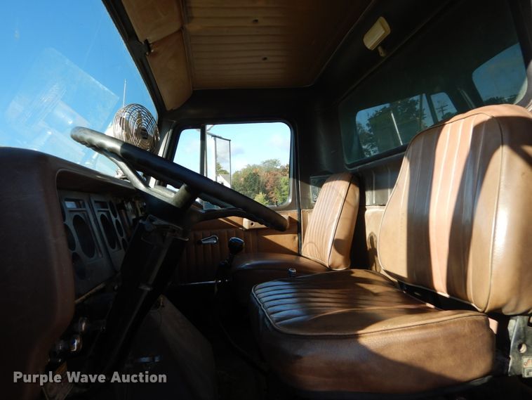 image for item DH5183 1989 International 1954  dump truck