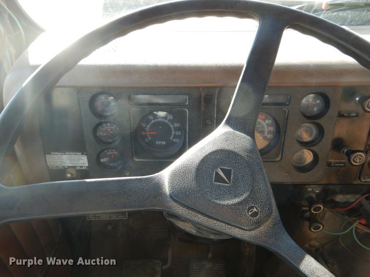 image for item DH5183 1989 International 1954  dump truck