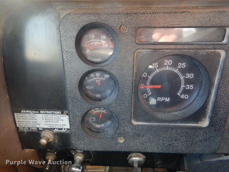 image for item DH5183 1989 International 1954  dump truck