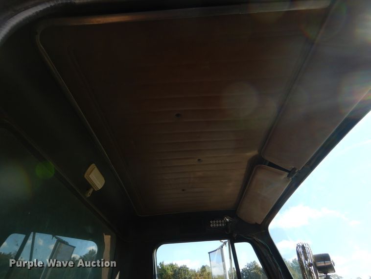 image for item DH5183 1989 International 1954  dump truck