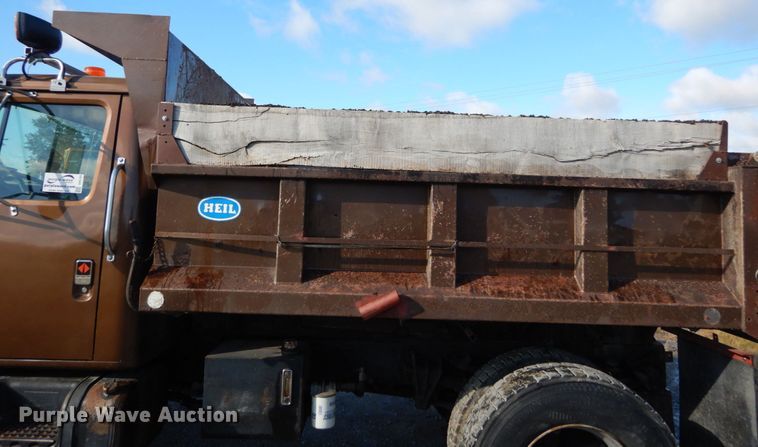 image for item DH5183 1989 International 1954  dump truck