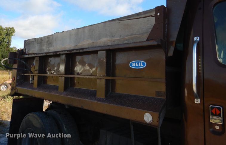 image for item DH5183 1989 International 1954  dump truck