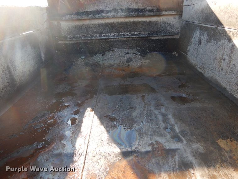 image for item DH5183 1989 International 1954  dump truck