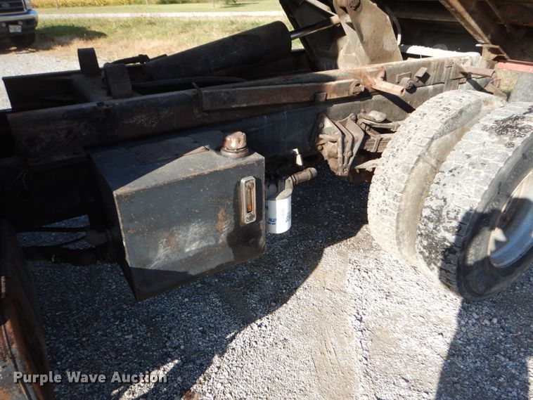 image for item DH5183 1989 International 1954  dump truck