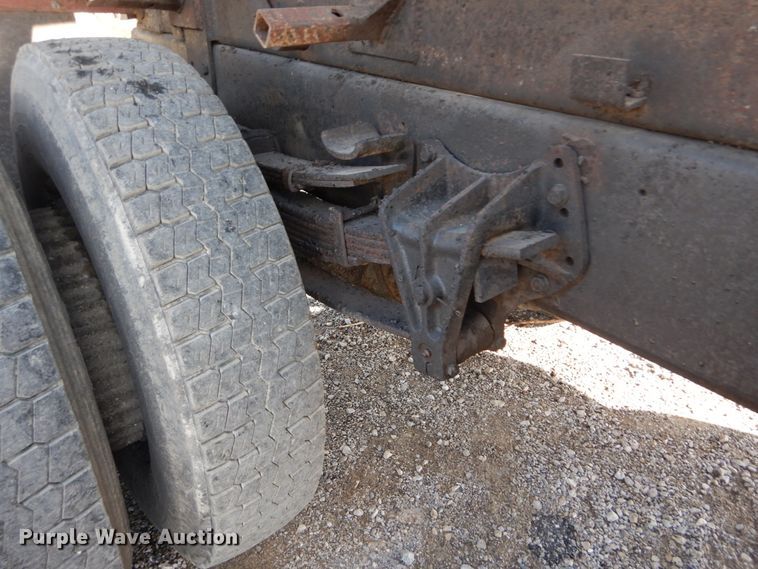 image for item DH5183 1989 International 1954  dump truck