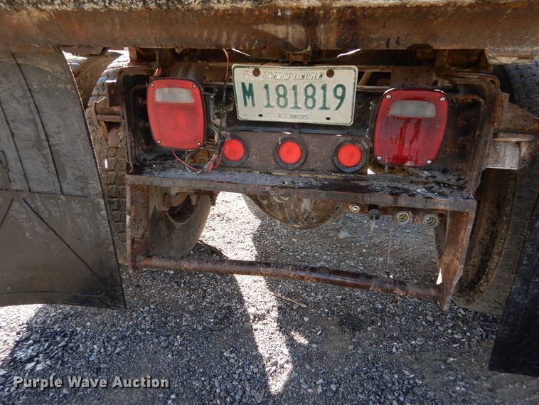 image for item DH5183 1989 International 1954  dump truck