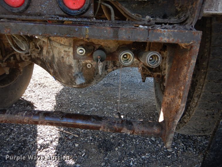 image for item DH5183 1989 International 1954  dump truck