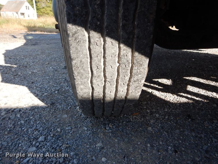 image for item DH5183 1989 International 1954  dump truck