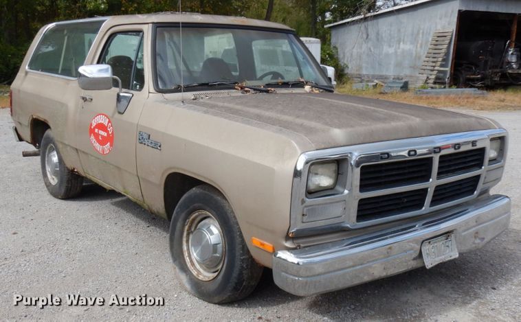image for item DH5187 1992 Dodge Ram Charger  SUV