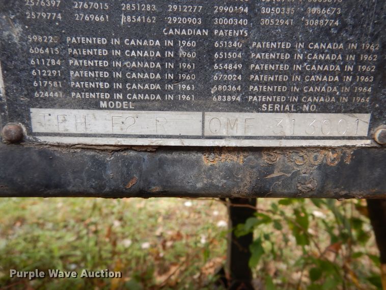 image for item DH5189 1965 Fruehauf TEHF2R tank trailer