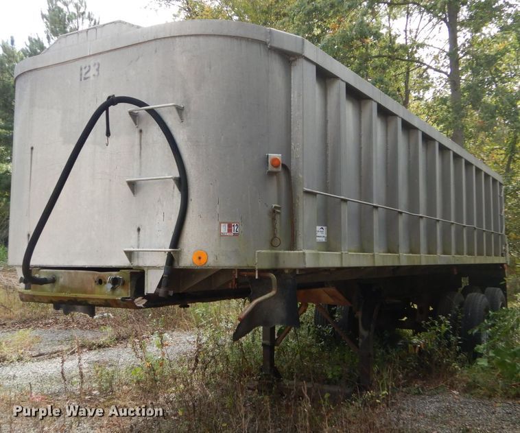 image for item DH5190 1973 Schien end dump trailer