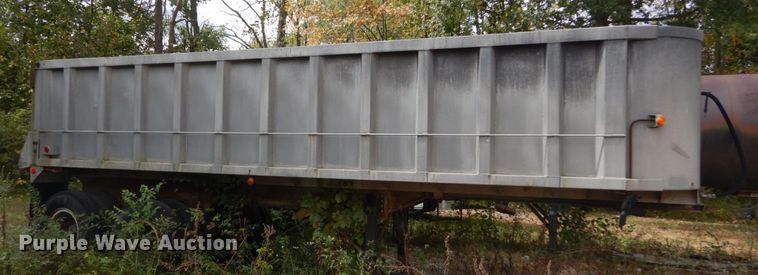 image for item DH5190 1973 Schien end dump trailer