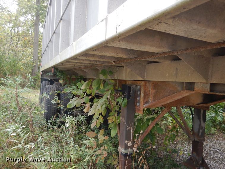 image for item DH5190 1973 Schien end dump trailer