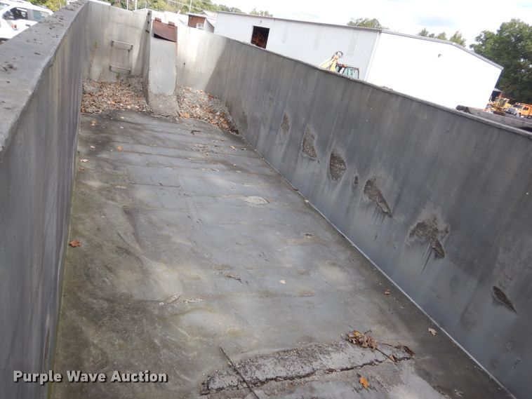 image for item DH5190 1973 Schien end dump trailer