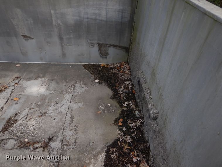 image for item DH5190 1973 Schien end dump trailer