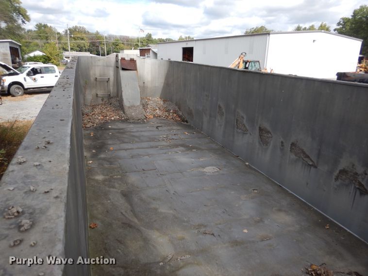 image for item DH5190 1973 Schien end dump trailer