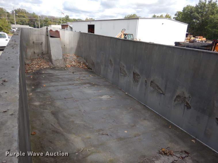 image for item DH5190 1973 Schien end dump trailer