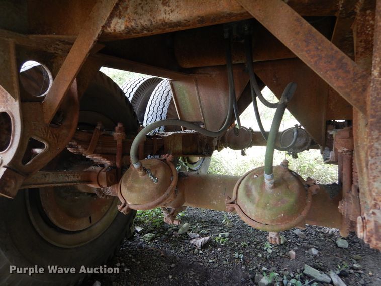 image for item DH5190 1973 Schien end dump trailer