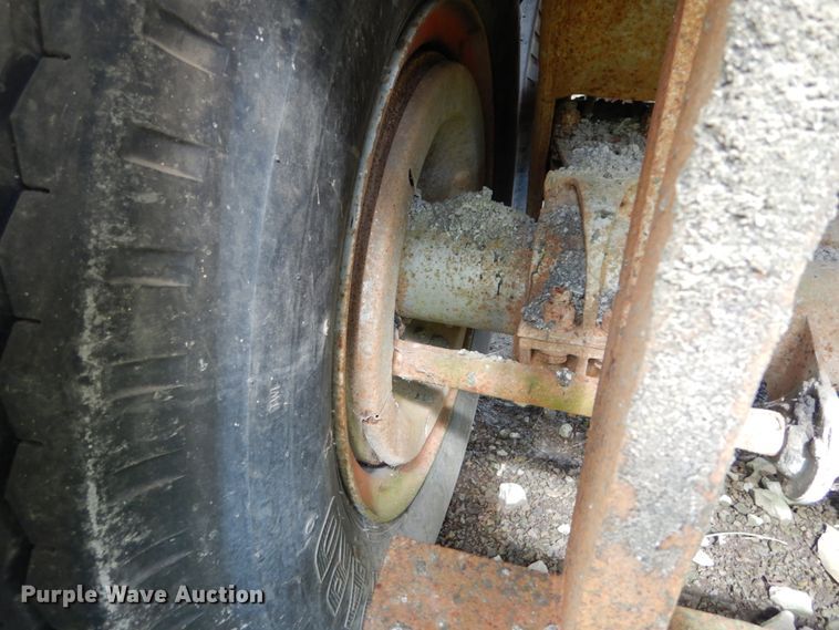 image for item DH5190 1973 Schien end dump trailer