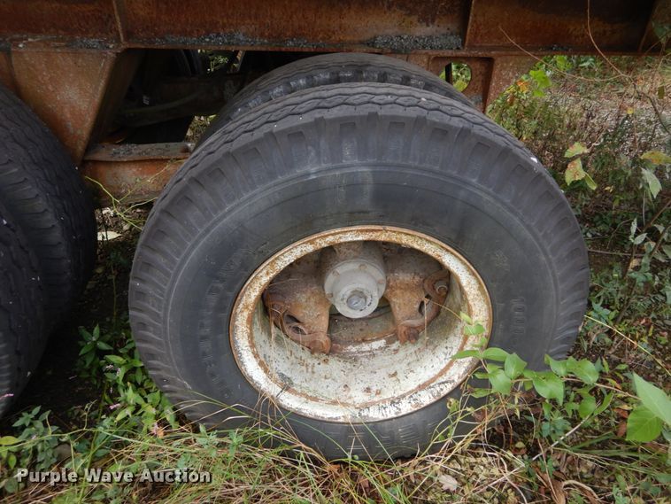 image for item DH5190 1973 Schien end dump trailer