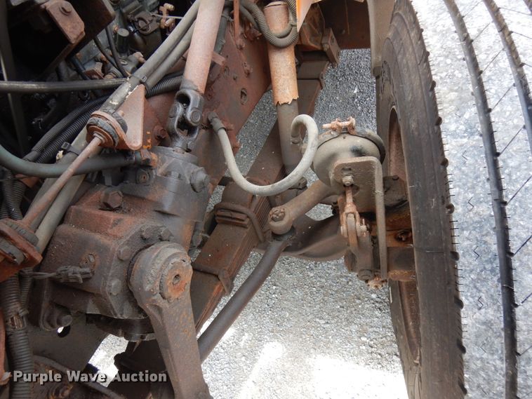 image for item DH5193 1991 International 4900  dump truck