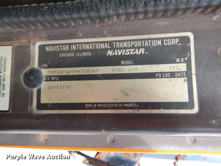 image for item DH5193 1991 International 4900  dump truck