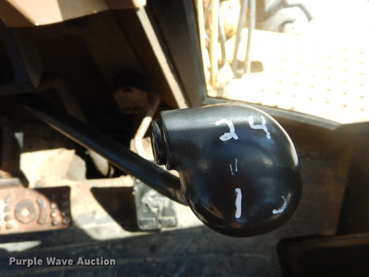 image for item DH5198 1998 John Deere 310SE  backhoe