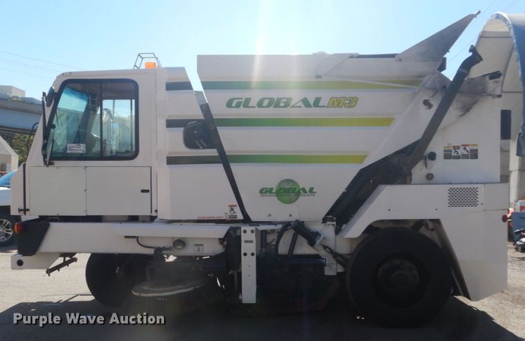 image for item DH5201 2013 Global Environment M3  street sweeper