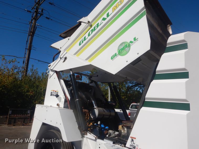 image for item DH5201 2013 Global Environment M3  street sweeper