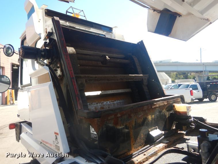 image for item DH5201 2013 Global Environment M3  street sweeper