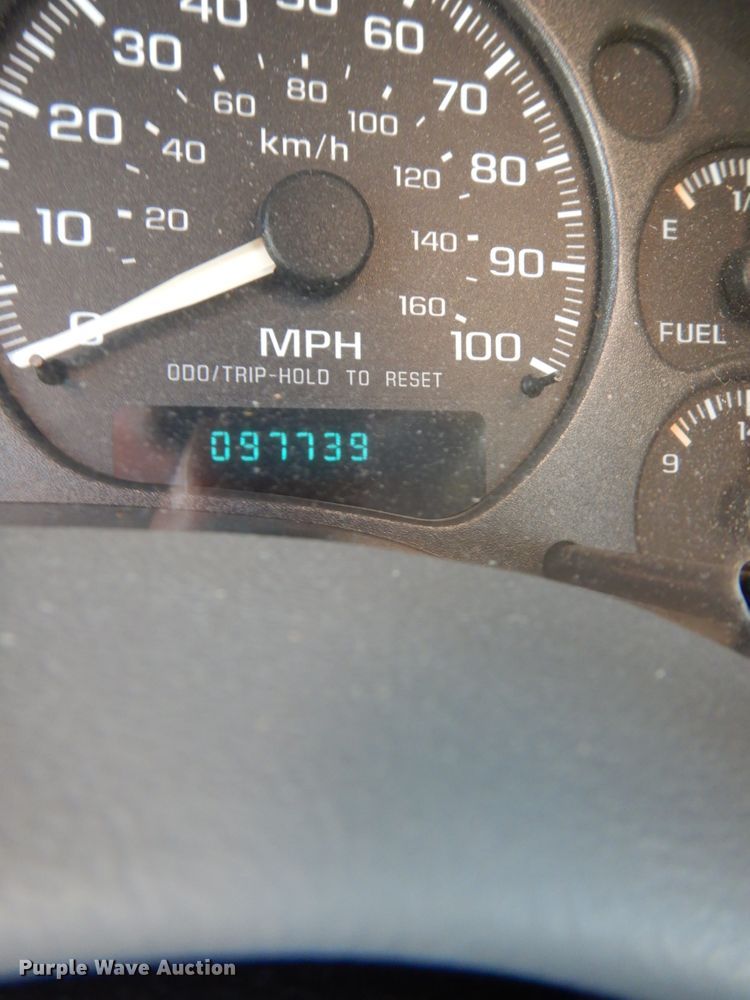 image for item DH6669 2002 Chevrolet S10  Ext. Cab pickup truck