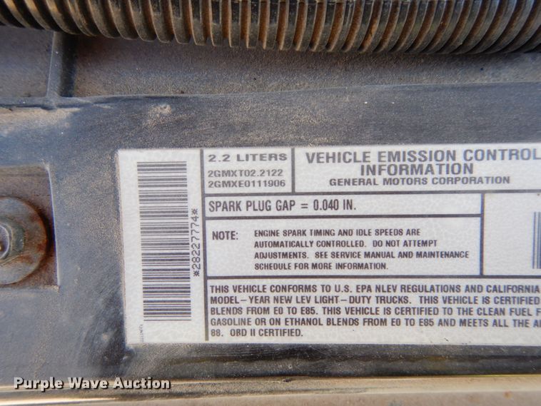 image for item DH6669 2002 Chevrolet S10  Ext. Cab pickup truck