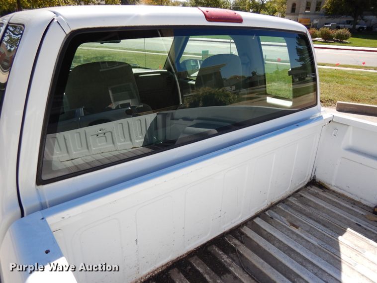 image for item DH6669 2002 Chevrolet S10  Ext. Cab pickup truck